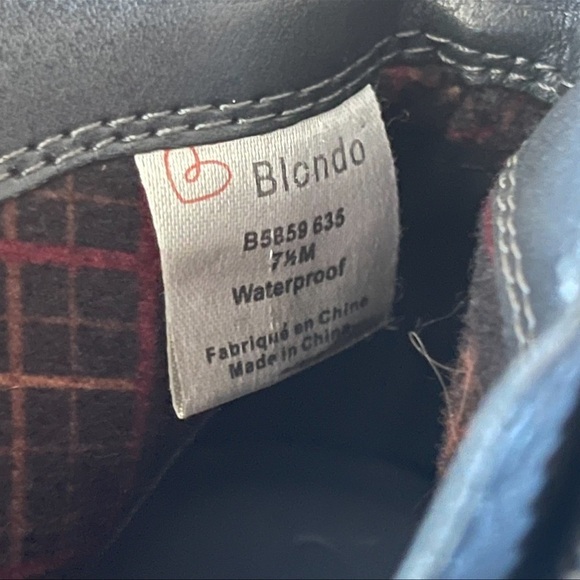 Blondo Waterproof Suede Booties - Picture 10 of 11